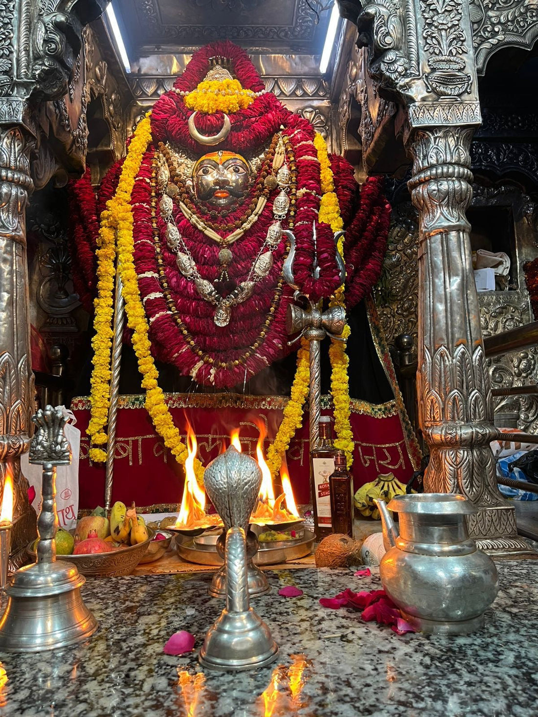 THE BATTLE BEFORE THE BOW